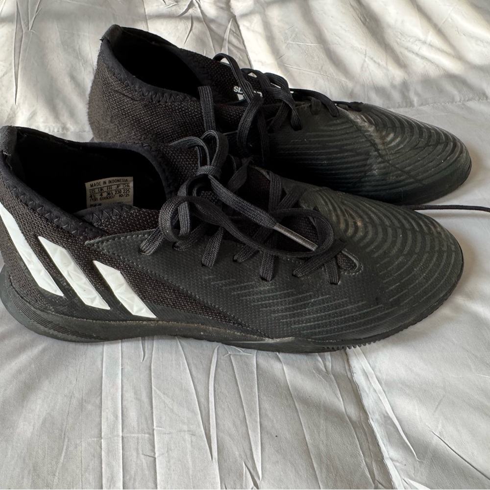 Adidas Boys Black Indoor Soccer Shoes